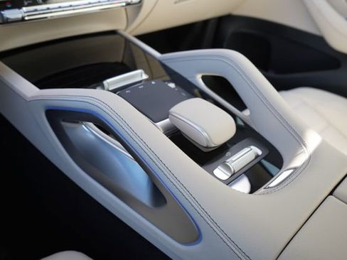 New 2026 Mercedes-Benz GLS 450 4MATIC image 24