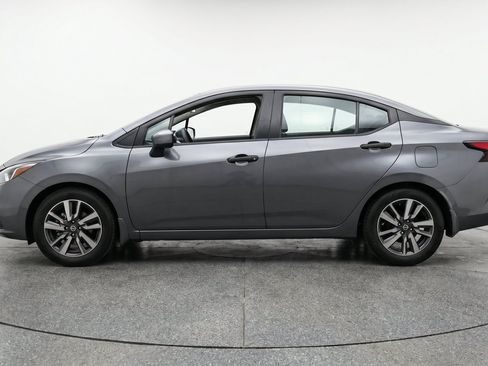 Used 2025 Nissan Versa SV FWD image 5