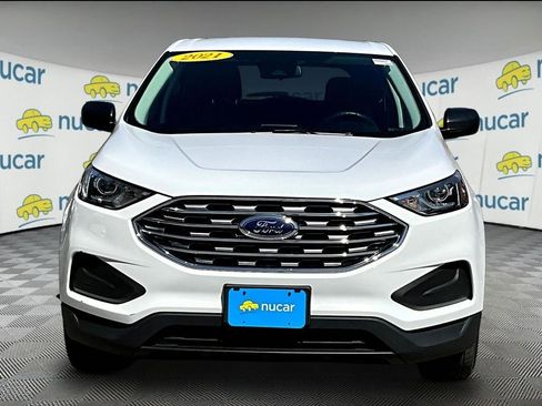 Used 2021 Ford Edge SE image 2