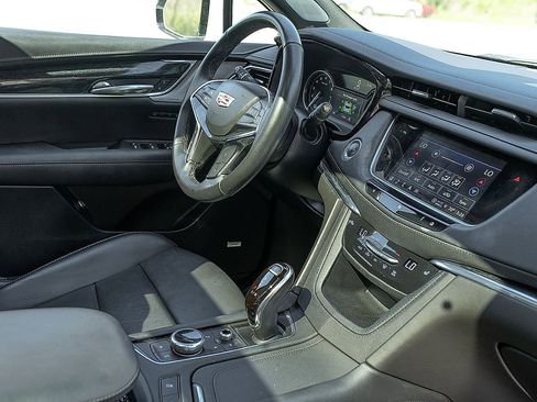 Certified 2021 Cadillac XT5 Premium Luxury image 32