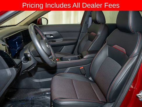 Certified 2025 Nissan Kicks SR w/ Interior Electronics Package FWD image 10