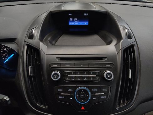 Used 2017 Ford Escape SE w/ SE Cold Weather Package FWD image 25