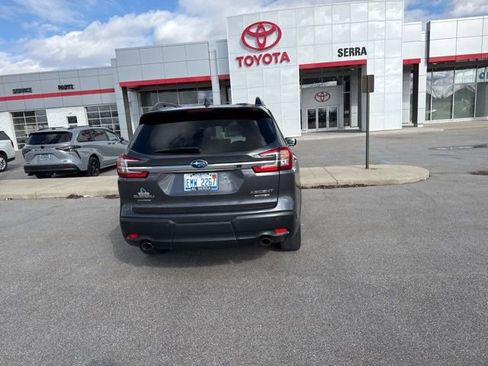Used 2023 Subaru Ascent Limited w/ Technology Package AWD/4WD image 6