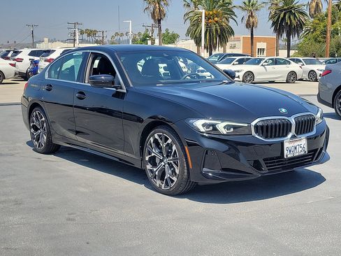 Used 2026 BMW 330i Sedan w/ Premium Package RWD image 4