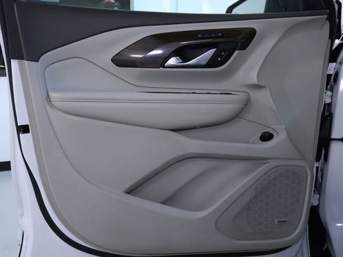 Used 2020 GMC Terrain Denali w/ Denali Premium Package image 13