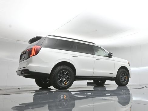 Certified 2025 Ford Expedition Tremor AWD/4WD image 55