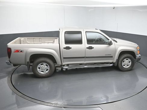 Used 2005 Chevrolet Colorado LS w/ Safe And Sound Package RWD image 38