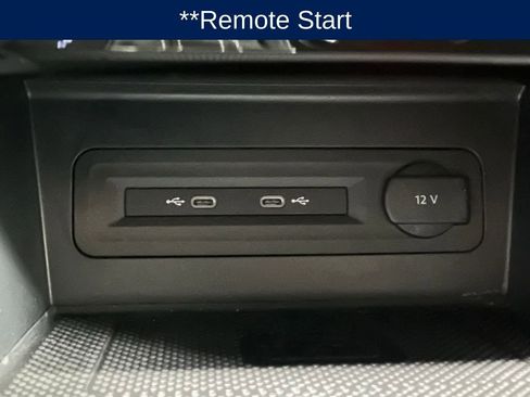 Certified 2022 Volkswagen Atlas Cross Sport SE image 13