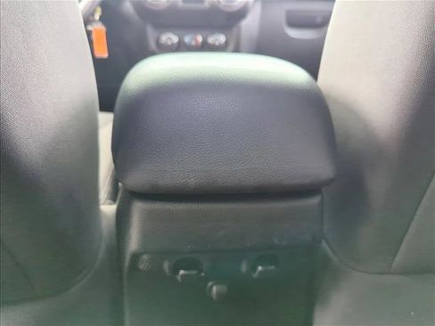 Used 2017 Jeep Wrangler Unlimited Sport image 19