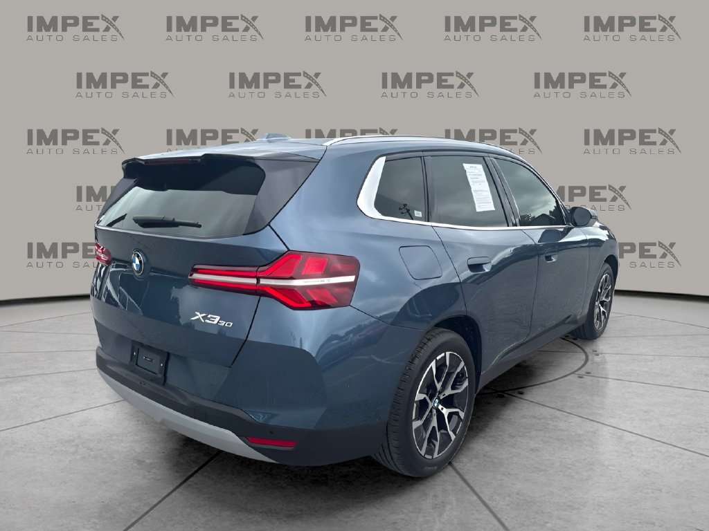Used 2025 BMW X3 xDrive30i AWD/4WD image 3