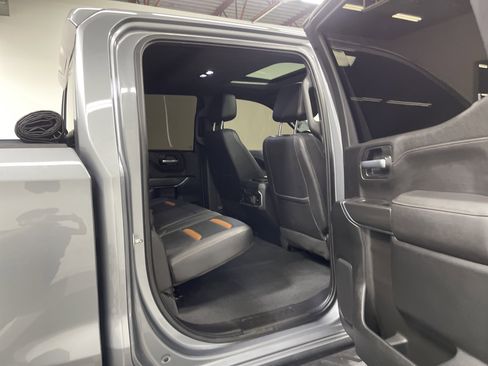 Used 2021 GMC Sierra 1500 AT4 w/ AT4 Premium Package AWD/4WD image 19