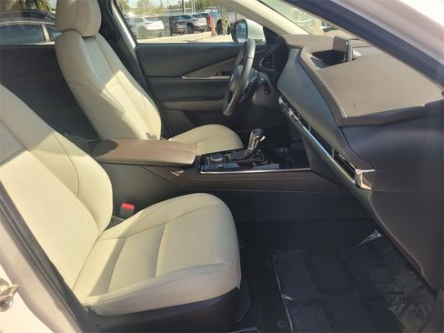 Certified 2025 MAZDA CX-30 AWD 2.5 S w/ Premium Package image 15