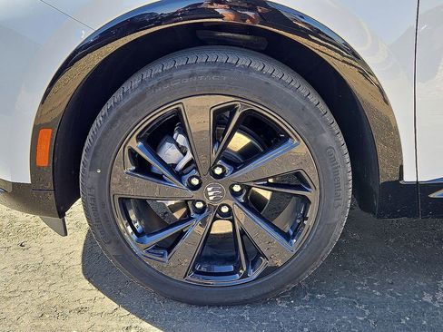 Used 2025 Buick Envision Sport Touring image 11