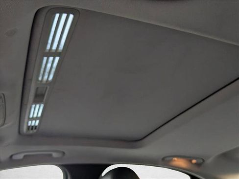 Used 2019 Mercedes-Benz C 300 Sedan image 15