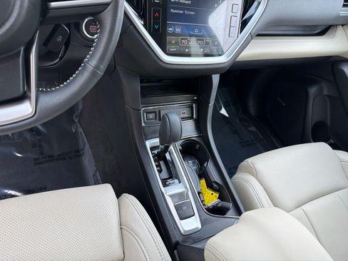 Used 2025 Subaru Ascent Limited AWD/4WD image 18