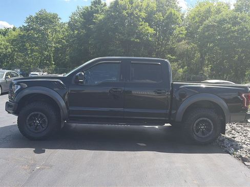 Used 2018 Ford F150 Raptor w/ Equipment Group 802A Luxury image 2