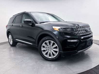 Used 2023 Ford Explorer Limited w/ Class IV Trailer Tow Package