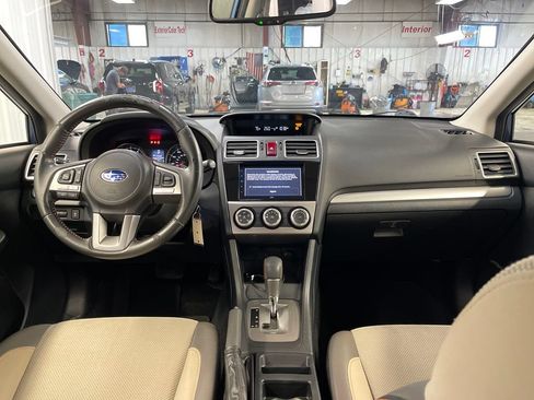 Used 2016 Subaru Crosstrek 2.0i Premium AWD/4WD image 18