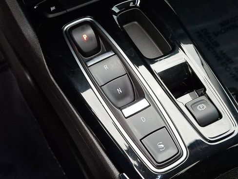 Used 2023 Chevrolet Bolt EUV Premier w/ Sun & Sound Package image 19