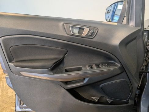 Used 2019 Ford EcoSport SE image 11