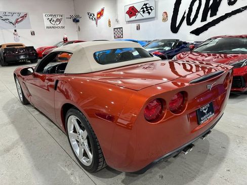 Used 2006 Chevrolet Corvette Convertible w/ Preferred Equipment Group image 3