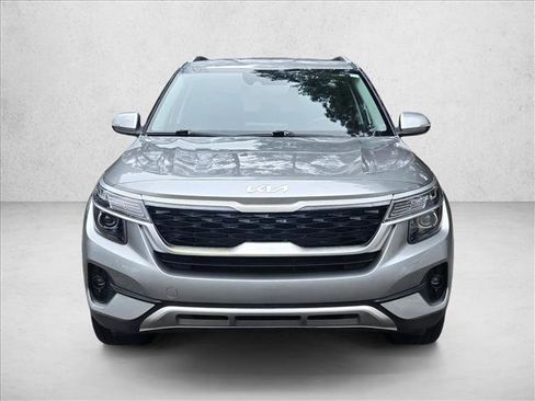 Used 2023 Kia Seltos S image 2