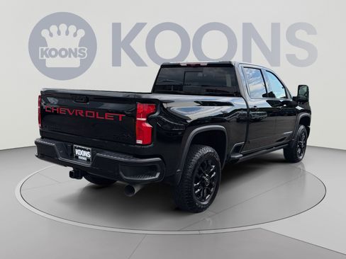 Used 2025 Chevrolet Silverado 2500 High Country w/ High Country Premium Package AWD/4WD image 7