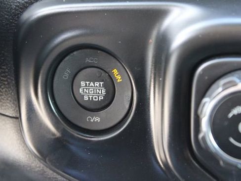 Used 2021 Jeep Wrangler Unlimited Sahara image 22