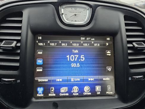 Used 2016 Chrysler 300 S w/ 300S Premium Group image 16