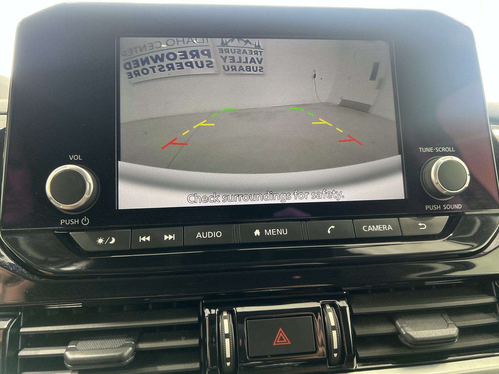 Used 2025 Nissan Pathfinder SV AWD/4WD image 17