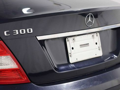 Used 2011 Mercedes-Benz C 300 4MATIC Sedan image 8