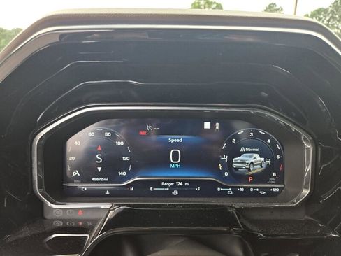 Used 2022 Chevrolet Silverado 1500 LTZ AWD/4WD image 13