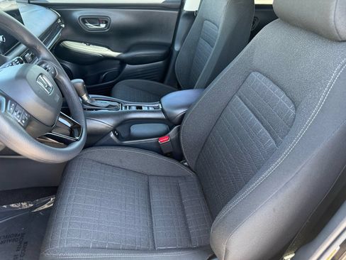 Used 2026 Honda HR-V LX image 13