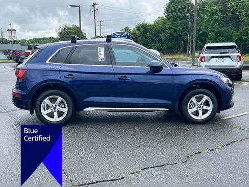 Used 2023 Audi Q5 2.0T Premium w/ Convenience Package AWD/4WD image 2