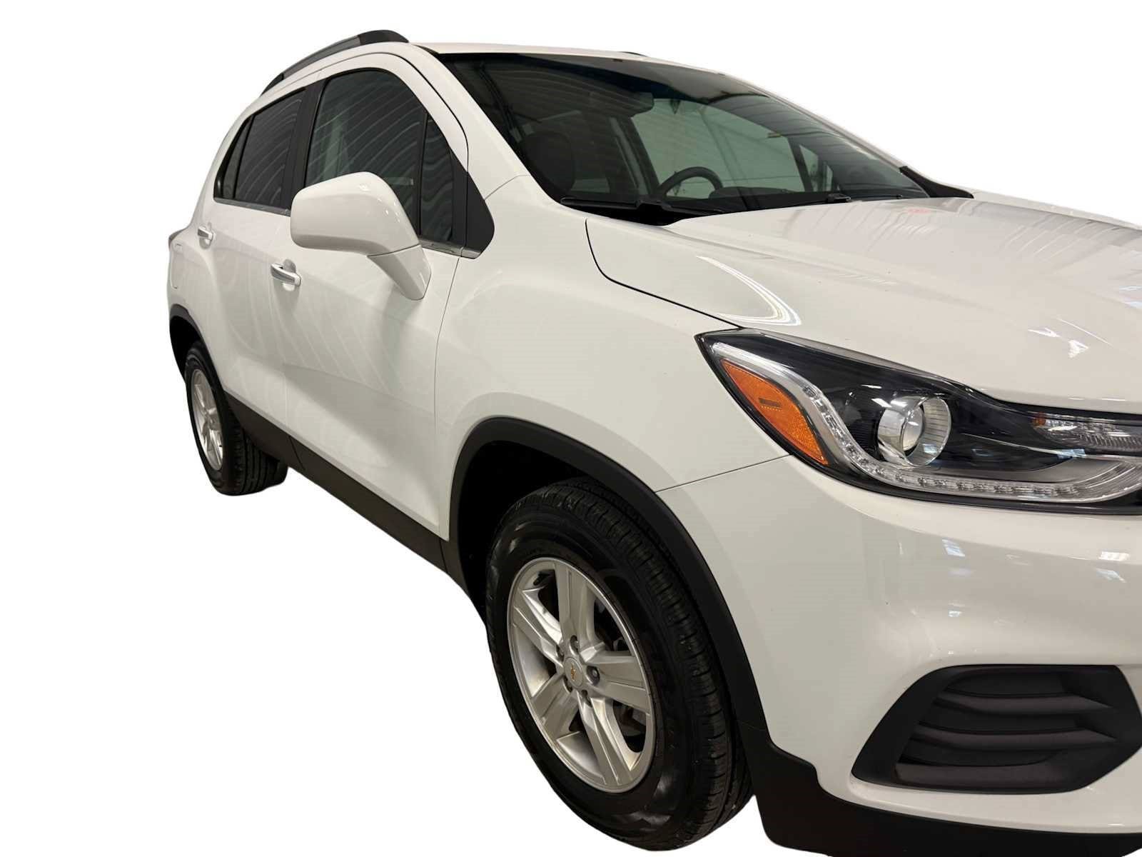 Used 2020 Chevrolet Trax LT w/ LT Convenience Package AWD/4WD image 10