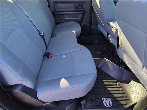 Used 2018 RAM 3500 Tradesman w/ Chrome Appearance Group image 20