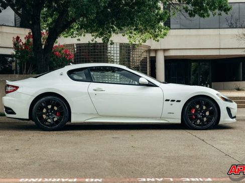 Used 2013 Maserati GranTurismo Sport image 13