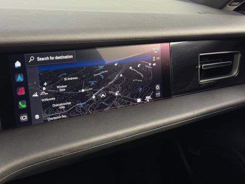 Used 2023 Porsche Taycan 4S w/ Premium Package image 32