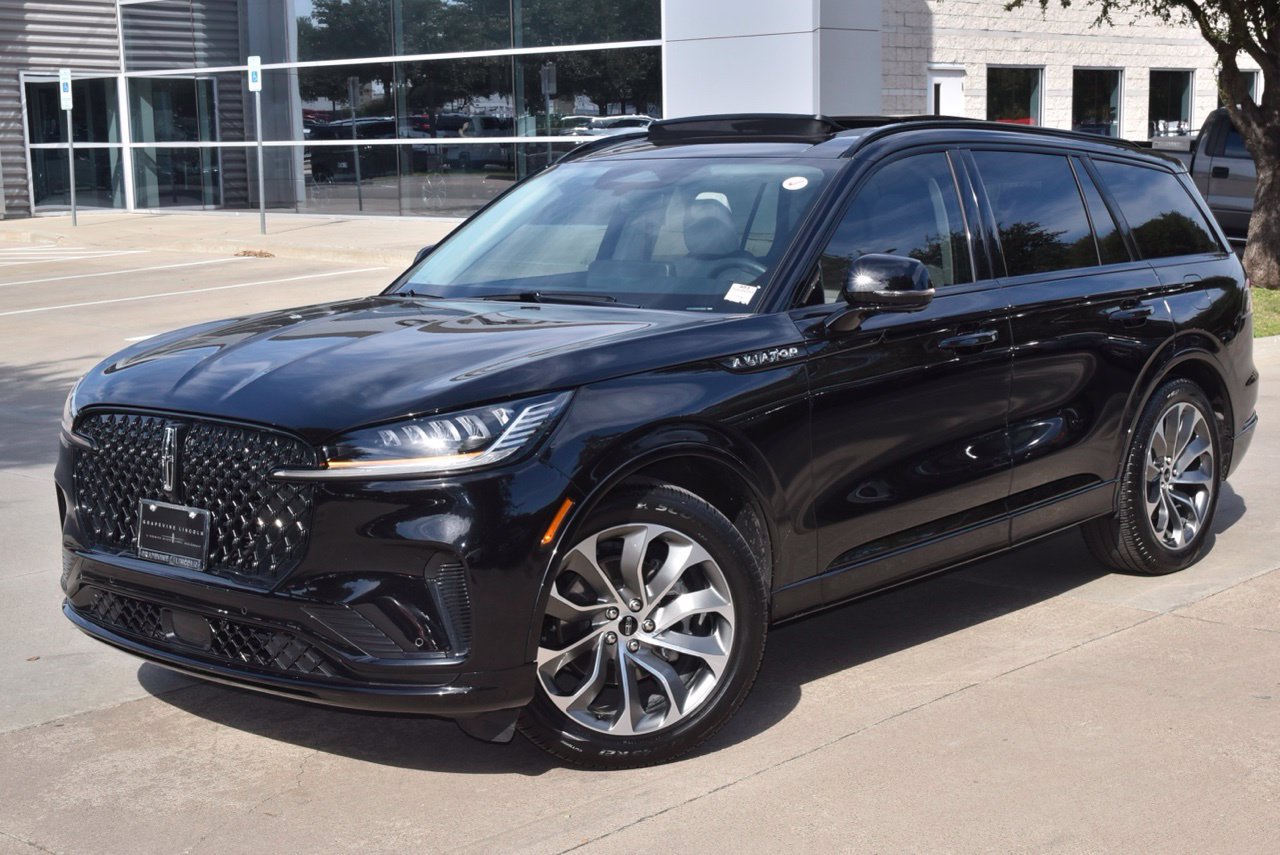 Certified 2026 Lincoln Aviator 2WD w/ Jet Appearance Package image 42