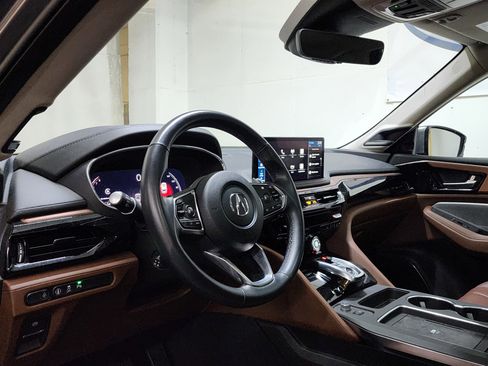 Certified 2025 Acura MDX SH-AWD w/ Technology Package image 11