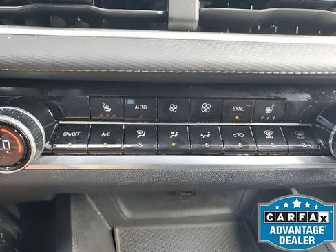 Used 2025 Chevrolet Equinox LT w/ Convenience Package II AWD/4WD image 26