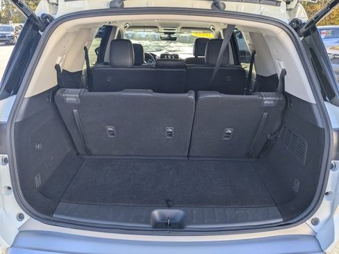 Used 2023 Nissan Pathfinder SL image 17