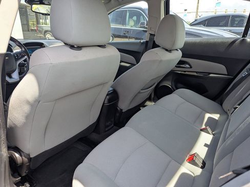 Used 2014 Chevrolet Cruze LT FWD image 28
