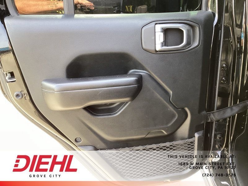 Used 2021 Jeep Gladiator Mojave AWD/4WD image 15