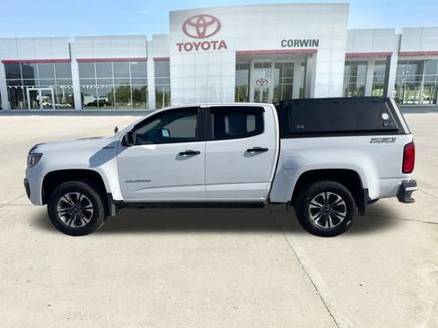 Used 2022 Chevrolet Colorado Z71 w/ Safety Package AWD/4WD image 2