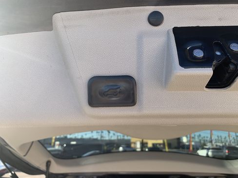 Used 2014 Buick Enclave Leather w/ Trailering Provision Package image 49