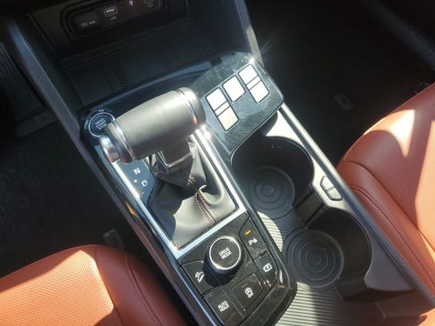 Used 2024 Kia Sportage SX FWD image 23