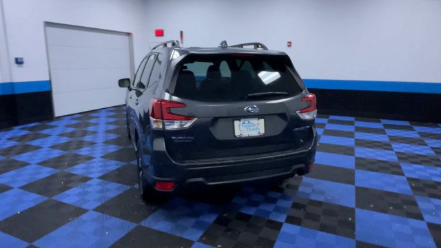 Used 2023 Subaru Forester Premium AWD/4WD image 7