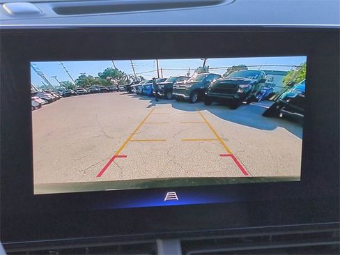 New 2026 Chevrolet Trax LT w/ Sunroof Package image 21