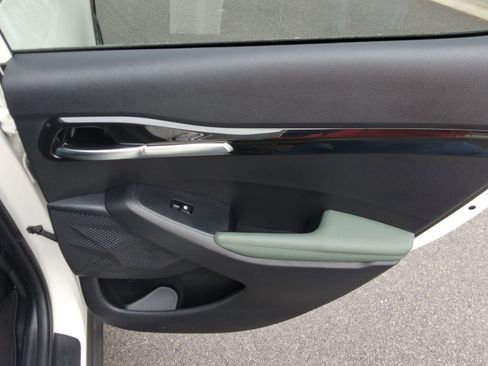 Used 2024 Kia Seltos SX image 25